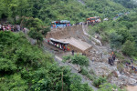 विज्ञ भन्छन्- ठूलो पानी पर्दा सडक बन्द गरौं