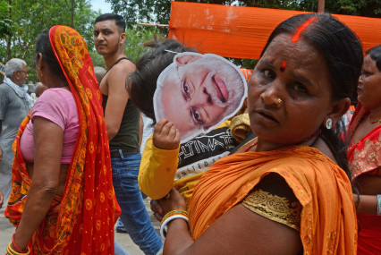 मोतिहारीमा मोदीका समर्थकलाई पछ्याउँदा (तस्वीरहरू)