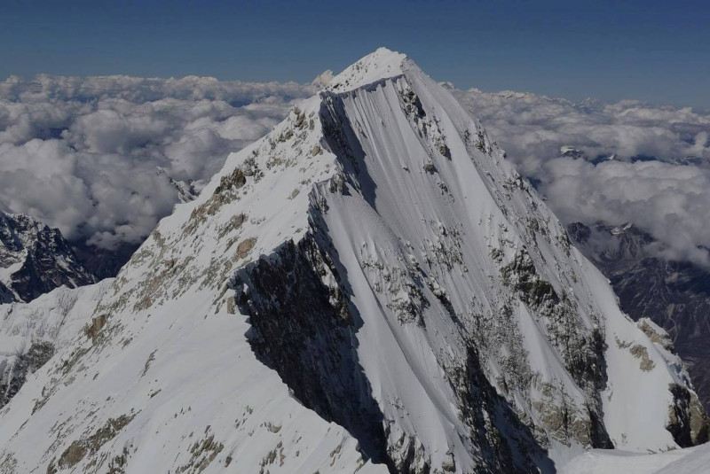 कञ्चनजङ्घाको चुचुरोमा तीन आरोही